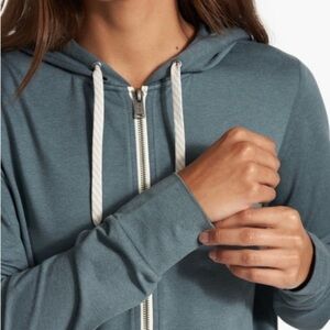 Vuori Halo Performance Hoodie Zip Front Athleisure Activewear Green Womens XL